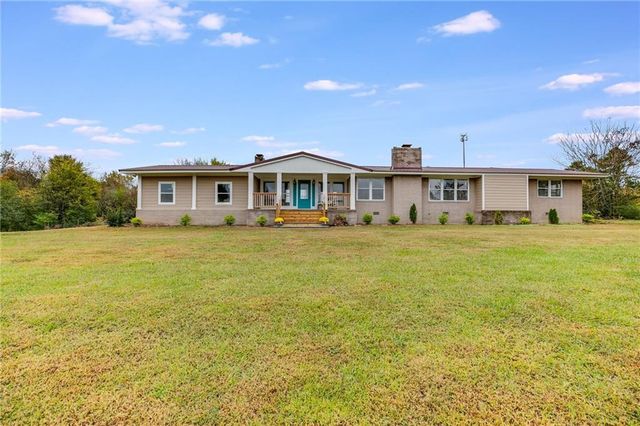 6792 Rockmart SE Road, Silver Creek, GA 30173