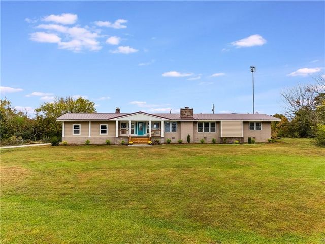 6792 Rockmart SE Road, Silver Creek, GA 30173