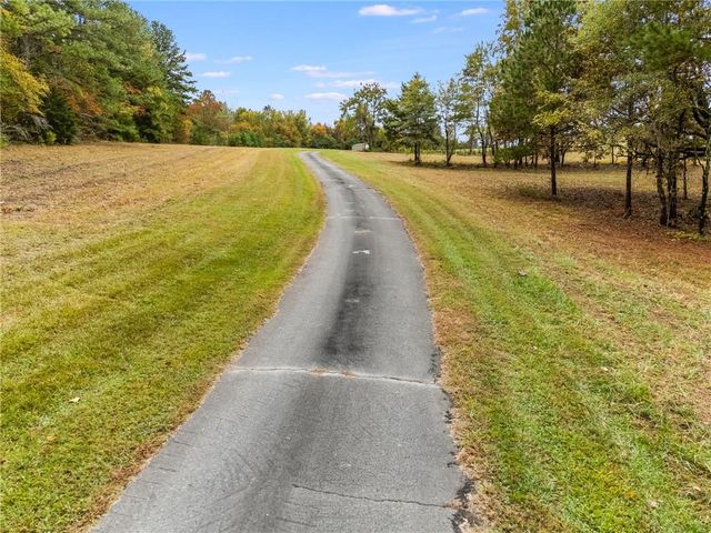 6792 Rockmart SE Road, Silver Creek, GA 30173