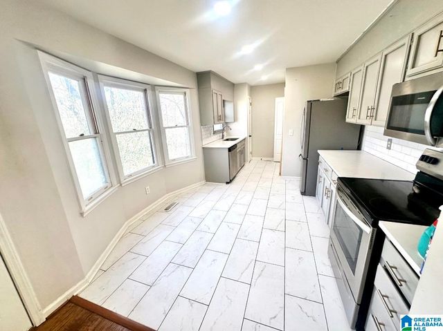 719 13TH AVENUE, Pleasant Grove, AL 35127