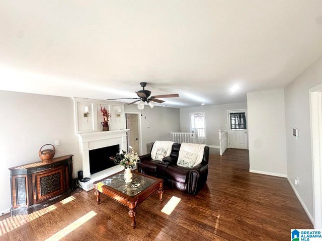 719 13TH AVENUE, Pleasant Grove, AL 35127