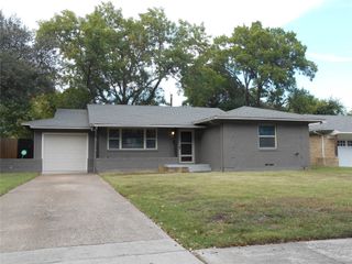 606 Devonshire Drive, Richardson, TX 75080