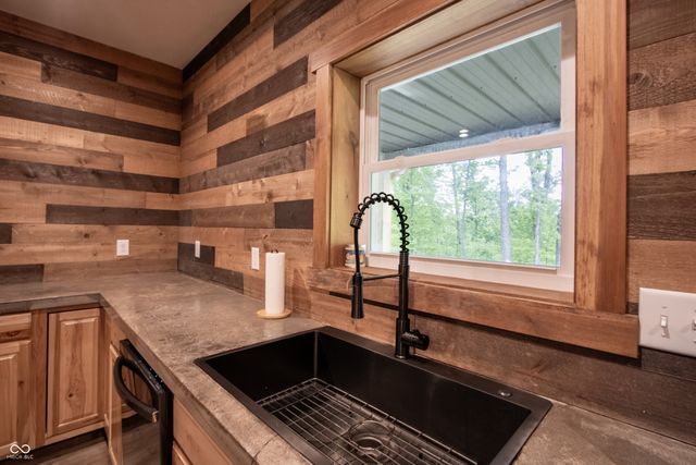3300 Carmel Ridge Lane, Morgantown, IN 46160