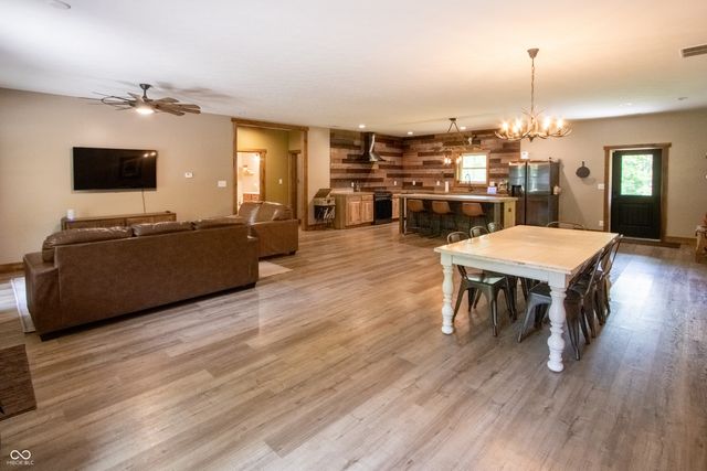3300 Carmel Ridge Lane, Morgantown, IN 46160