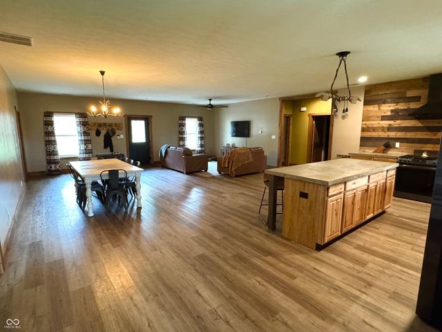 3300 Carmel Ridge Lane, Morgantown, IN 46160