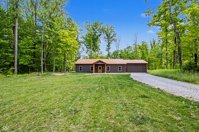 3300 Carmel Ridge Lane, Morgantown, IN 46160