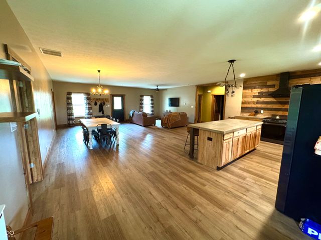 3300 Carmel Ridge Lane, Morgantown, IN 46160