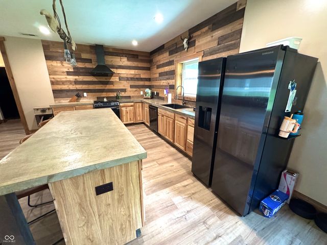 3300 Carmel Ridge Lane, Morgantown, IN 46160