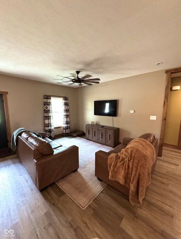3300 Carmel Ridge Lane, Morgantown, IN 46160