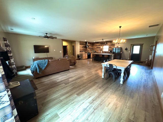 3300 Carmel Ridge Lane, Morgantown, IN 46160