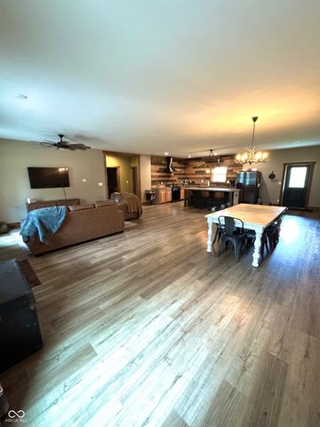 3300 Carmel Ridge Lane, Morgantown, IN 46160
