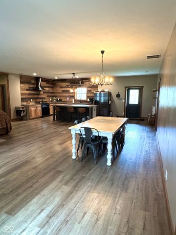 3300 Carmel Ridge Lane, Morgantown, IN 46160
