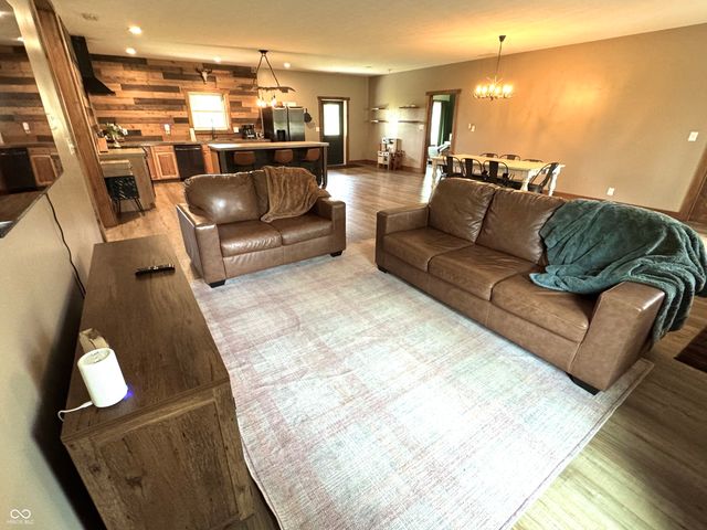 3300 Carmel Ridge Lane, Morgantown, IN 46160