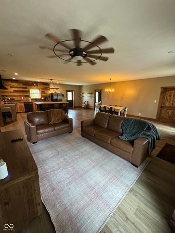 3300 Carmel Ridge Lane, Morgantown, IN 46160