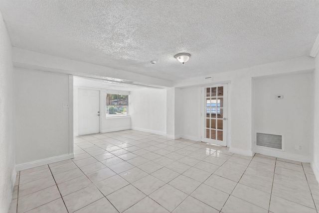 2917 NW 7th Court 2917, Fort Lauderdale, FL 33311