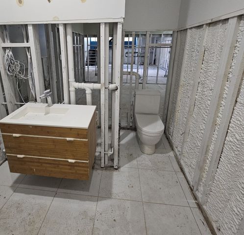 1013 N Honore Street 1, Chicago, IL 60622