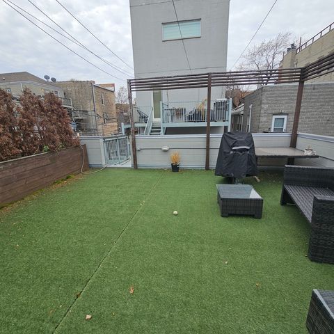 1013 N Honore Street 1, Chicago, IL 60622