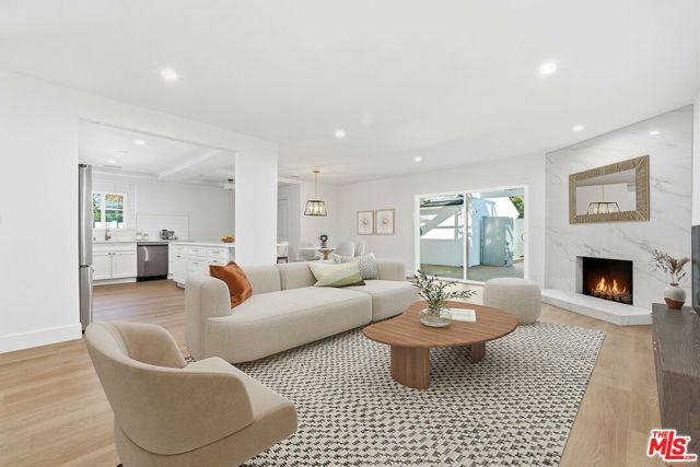 12455 Milbank Street, Studio City (los Angeles), CA 91604