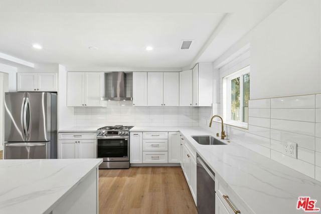 12455 Milbank Street, Studio City (los Angeles), CA 91604