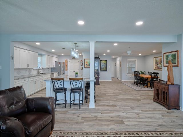 9015 Antonia Street, Needville, TX 77461