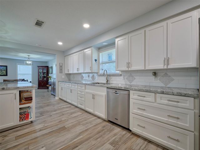 9015 Antonia Street, Needville, TX 77461