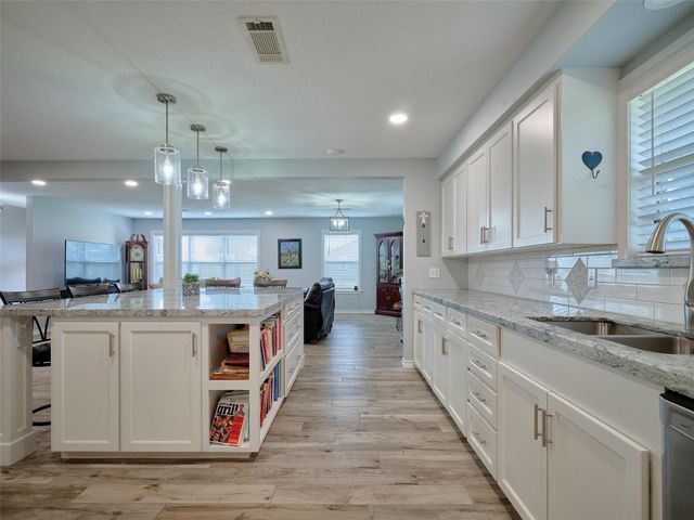 9015 Antonia Street, Needville, TX 77461