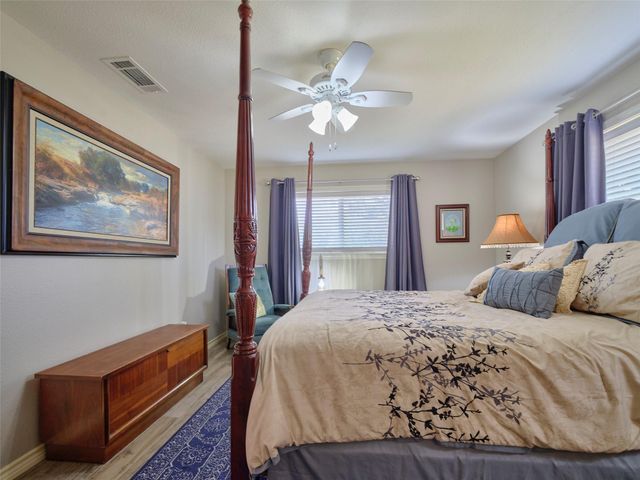 9015 Antonia Street, Needville, TX 77461