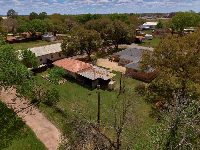 9015 Antonia Street, Needville, TX 77461