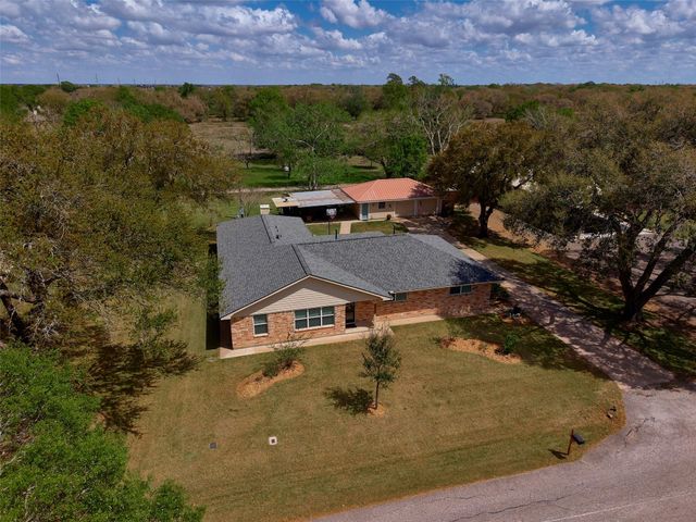 9015 Antonia Street, Needville, TX 77461