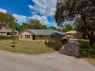 9015 Antonia Street, Needville, TX 77461