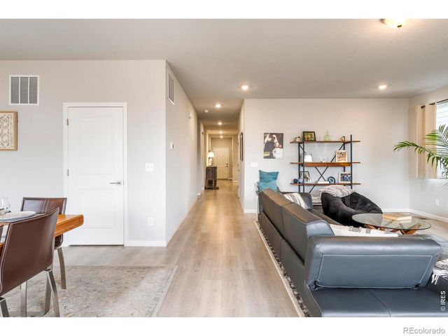 2904 Buffalo Fork Lane, Longmont, CO 80503