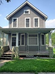 1133 Beech Street #1, Saint Paul, MN 55106