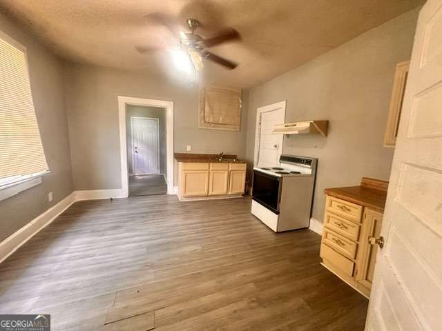8 Poplar Street, Covington, GA 30014