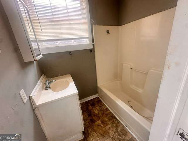 8 Poplar Street, Covington, GA 30014