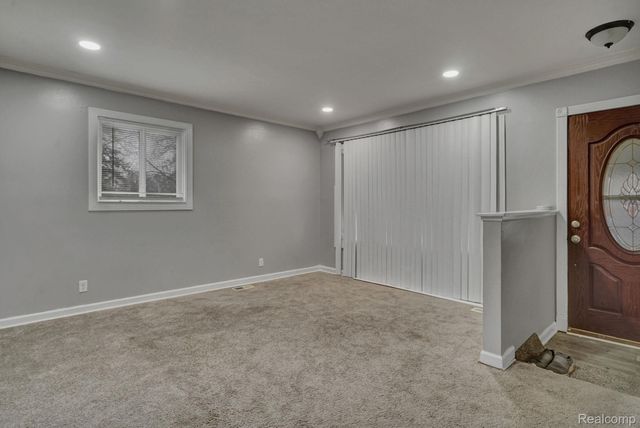 5616 Griggs Drive, Flint, MI 48504