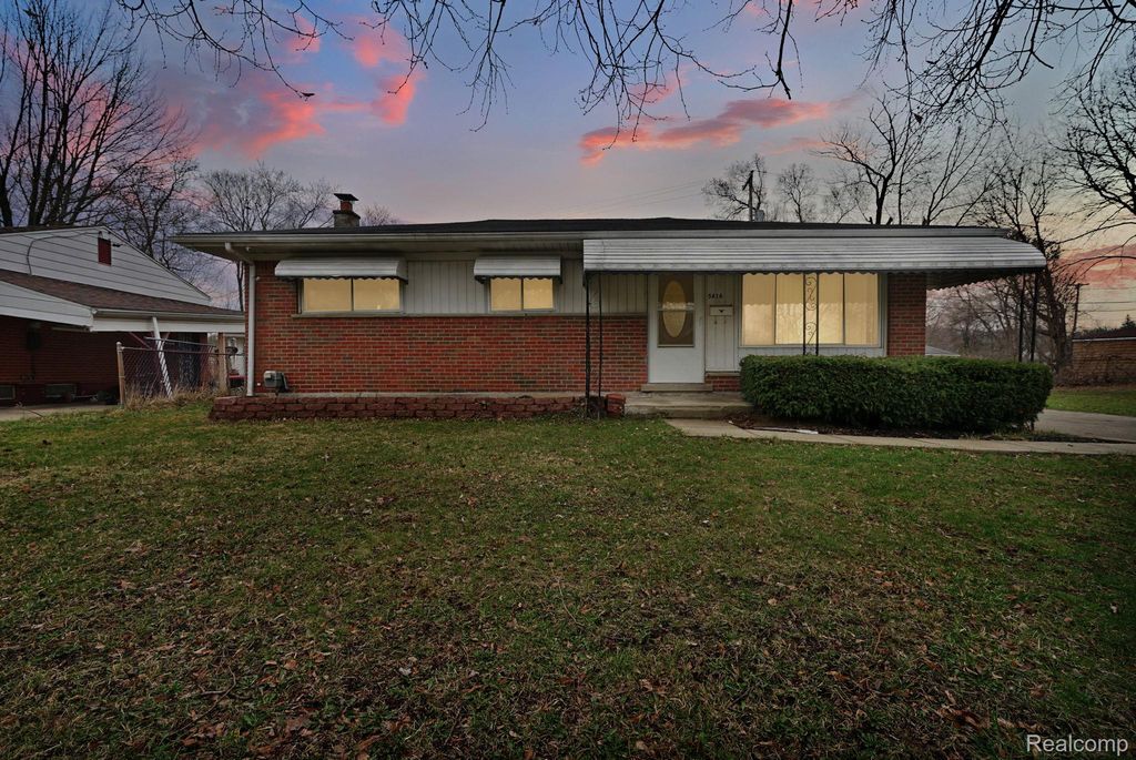 5616 Griggs Drive, Flint, MI 48504