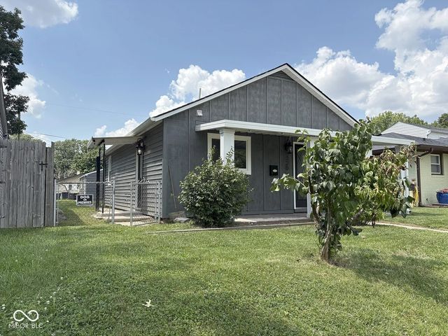 320 N 7th Avenue, Beech Grove, IN 46107