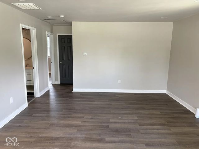 320 N 7th Avenue, Beech Grove, IN 46107