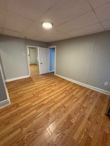 155 Summer St. 155, Lowell, MA 01852