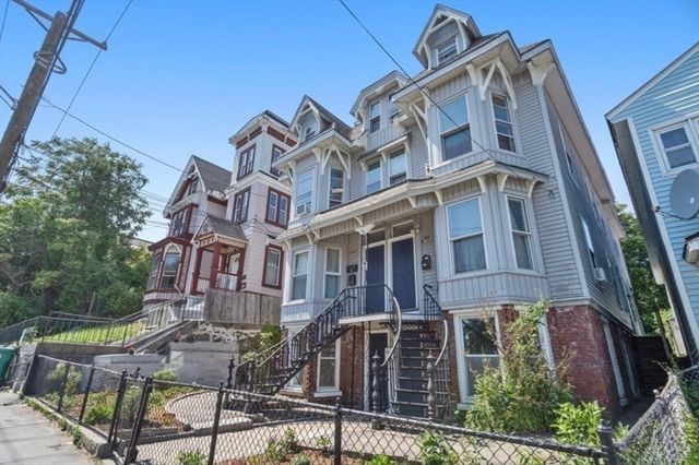 155 Summer St. 155, Lowell, MA 01852