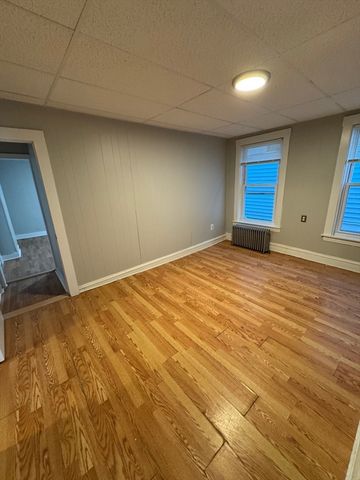 155 Summer St. 155, Lowell, MA 01852