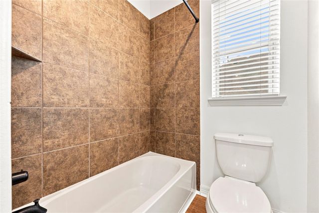 5827 Amherst Farms Lane, Fulshear, TX 77441