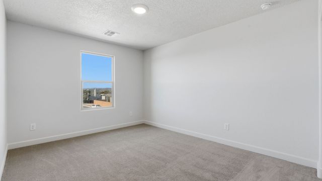 4065 Estrella Noche, Santa Fe, NM 87507