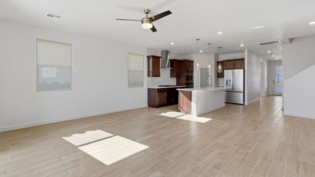 4065 Estrella Noche, Santa Fe, NM 87507