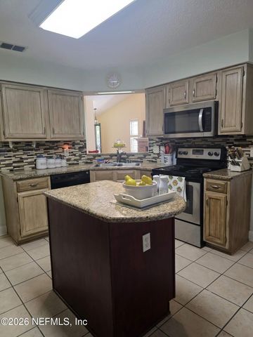 2058 WAX MYRTLE Court, Orange Park, FL 32073