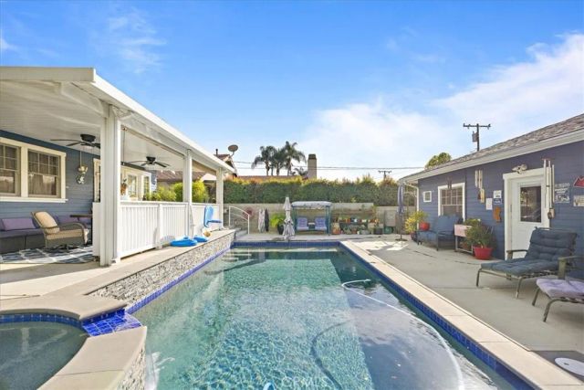 457 N Glendora Avenue, Glendora, CA 91741