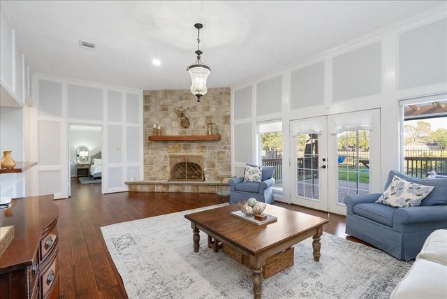 31 Wellington Drive, Sugar Land, TX 77478