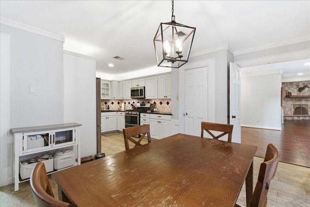 31 Wellington Drive, Sugar Land, TX 77478