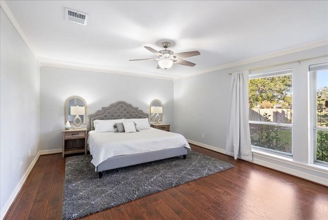 31 Wellington Drive, Sugar Land, TX 77478