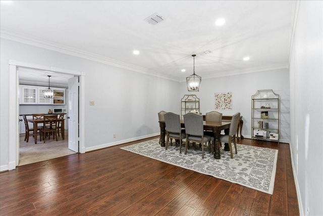 31 Wellington Drive, Sugar Land, TX 77478